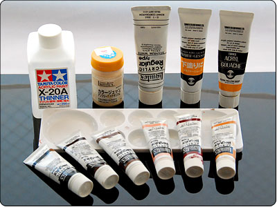 アクリル絵の具